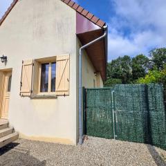 Home - Lavoir - Séjour à Auxerre