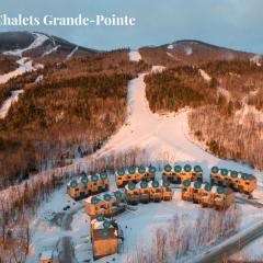 Chalets Grande-Pointe au Massif de Charlevoix -Vélos - Rando -ski-in ski-out