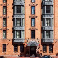 Courtyard Boston Copley Square