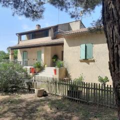 Appartement avec jardin, Uzès