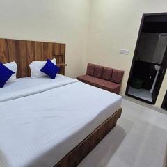 FabHotel Shri RK Residency