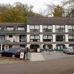 Hof van Slenaken - Hotel & Apartments