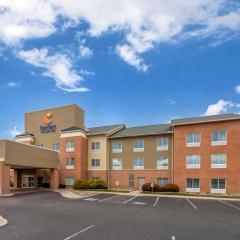 Comfort Inn & Suites Akron South