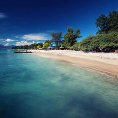 Gili White Bamboo by SECOMS