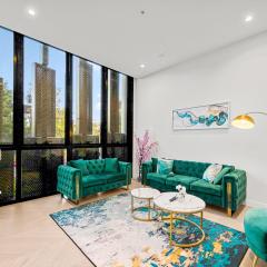 Luxury VIP 4-Bedroom Townhouse in Port Melbourne