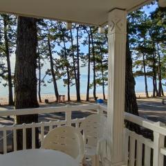 La Cabine - vue sur la plage