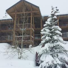 New Listing! - New Year Specials - True Ski-In Ski-Out