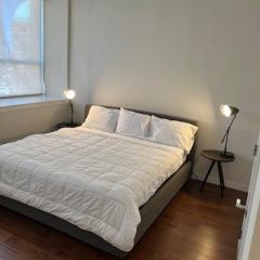 Kislak 402 Spacious 1BR Retreat Above the City