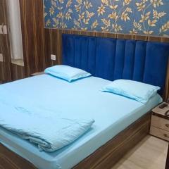 Hotel SR Siddhivinayak Mathura