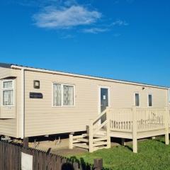 134 HOLIDAY RESORT UNITY BREAN PASSES INCLUDED CENTRALLY LOCATED Pets stay free Max 2 pets No workers sorry