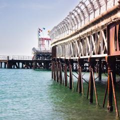 Seafront apartment with Off Road Parking