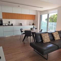 Luxury Seafront 2 bedroom