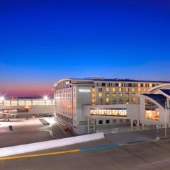 The Westin Detroit Metropolitan Airport