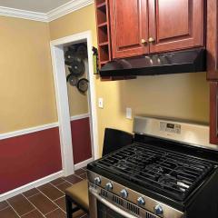 Unit-B Stylish Apt near Addison metro & downtown Washington DC