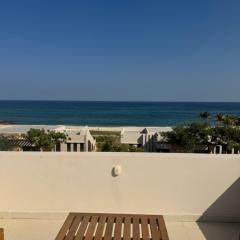 Beach house بيت البحر