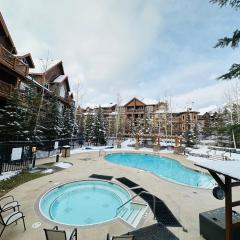 Canmore Mountain Retreat - Heated Pool & Hot-tub