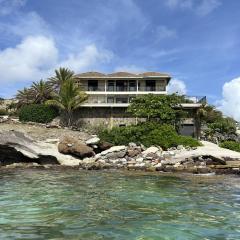 The Seahouse Antigua SEAFRONT