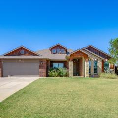 11 Mi to Dtwn Lubbock Home with Patio, Grill and Yard