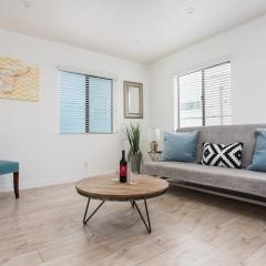 Sunny 1 Bedroom in the Heart of Venice Beach - #4