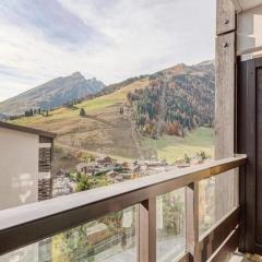 Sunny Studio With Balcony