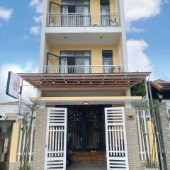 Nắng Homestay Huế