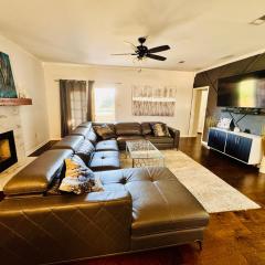 Relaxing Lakeview Retreat - Sleeps 6!