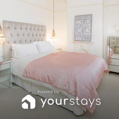 Stamford House by YourStays - 2 Bedroom House in Altrinchem