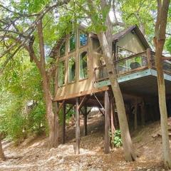 Treehouse 6 - Birdseye Perch