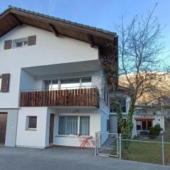 Ferienwohnung Falknis in Maienfeld mit Bergblick