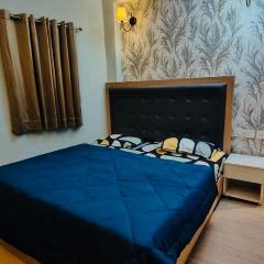 Cozy Cubby Homestay - Noida sector 168