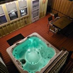 Hot Tub Relax Haven with Firepit and Gameroom