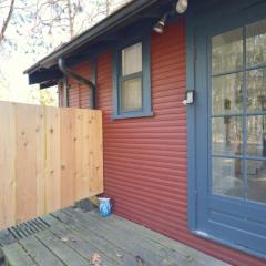 Cozy 2 bedroom home in the heart of Holland Michigan