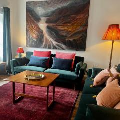 Historic Luxury Apartment in Royal Mile, heart of the Old Town