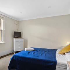 Ensuite Room, 10-minute walk to City Sydney