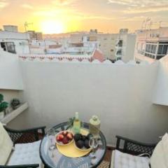 New City Penthouse near beach with sunny balcony