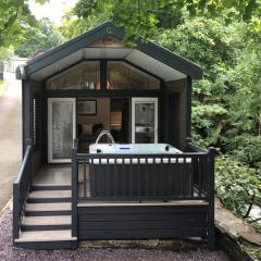 Ogwen Bank Caravan And Lodge Park