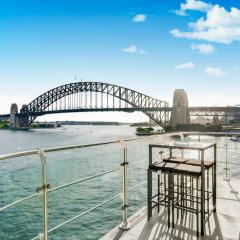 Phenomenal Harbour bridge and opera house views!