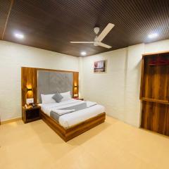 Hotel AVK Stay near Versova Beach