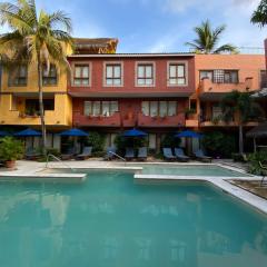 Casa Lotería -Pueblito Sayulita- Colorful, Family and Relax Experience with Private Parking and Pool