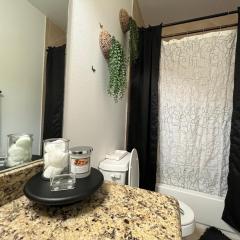 Modern Queen Ensuite w Private Full Bath