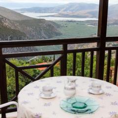 Apollon Stone Villa in Delphi with Stunning View