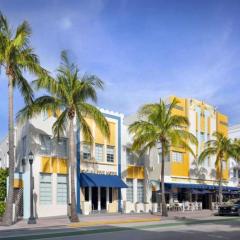 South of Fifth Family & Pet-Friendly Retreat Across from Best Beach in Miami