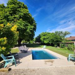 Gîte RDV AU 80 - Piscine & SPA en Champagne - 7 chambres