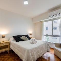 Amplio duplex 4 amb + dependencia en Recoleta