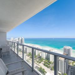 40th Floor Gem Top Views & Amenities