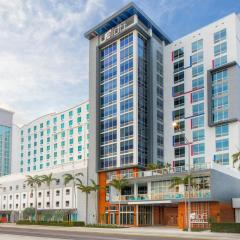 Aloft Fort Lauderdale Airport & Cruise Port