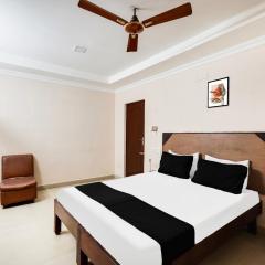 Hotel O Park Town Near Nehru Stadium