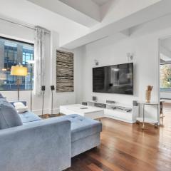 Luxurious 2 Bedroom 2 Bathroom Condo Downtown Montreal