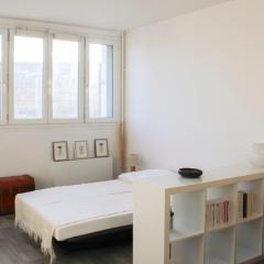 Spacious T1 with Wifi near Paris