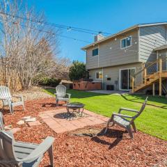 Iron View Hot Tub Fire Pit & Breathtaking Views